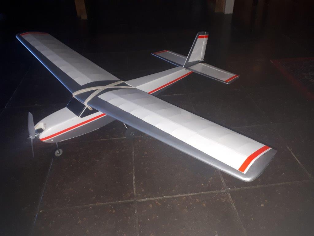  A pretty Graupner Amateur by Stein Arild Gjestemoen 